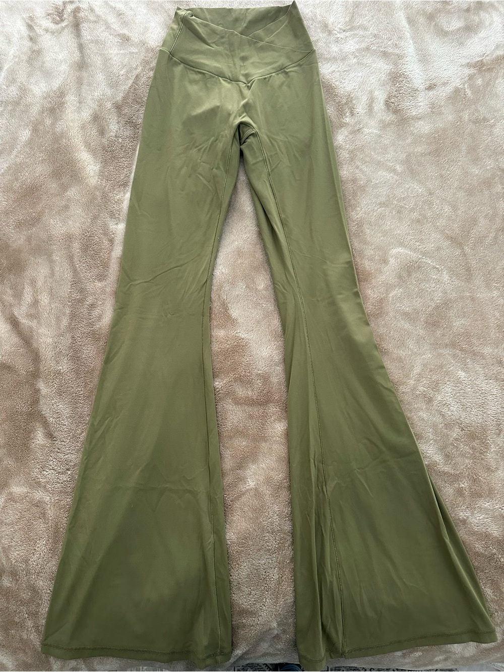 Sunzel Olive Green Crossover Waist Flare Leggings Size Small